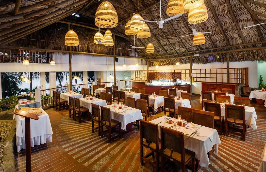 Decameron Galeon-1